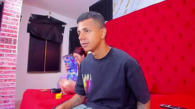 Snapshot of AnyAndDimitry chatting on October 11, 2025, 1:01 pm AnyAndDimitry online show from October 11, 2025, 1:01 pm