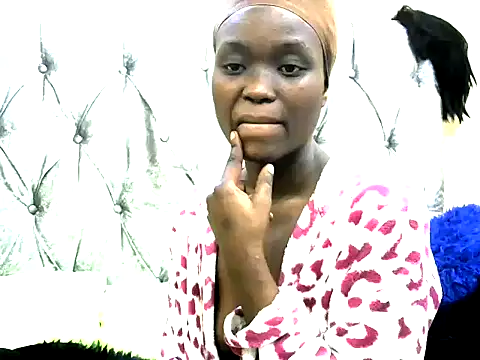 Snapshot of DarkLaddy chatting on November 11, 2025, 12:11 pm DarkLaddy online show from November 11, 2025, 12:11 pm