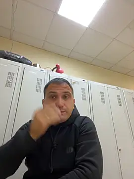 Mahrovmaxim online show from October 15, 2025, 6:22 am