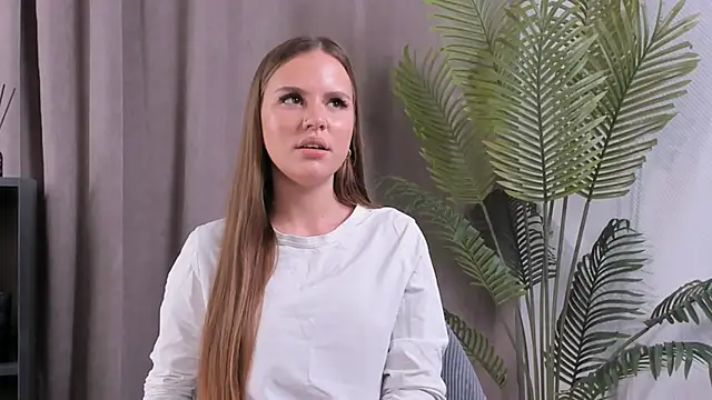JolynBarkhimer online show from October 5, 2025, 2:30 pm