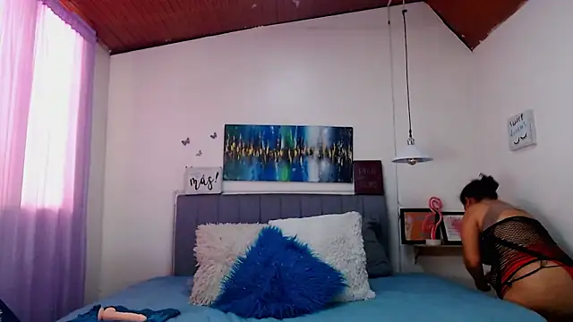 rosse m online show from October 15, 2025, 1:08 pm