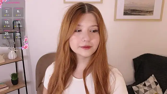Snapshot of Eileen_Burton chatting on October 17, 2025, 8:10 pm Eileen Burton online show from October 17, 2025, 8:10 pm