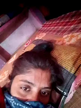 Snapshot of CWEETY-12 chatting on October 16, 2025, 5:16 am CWEETY-12 online show from October 16, 2025, 5:16 am