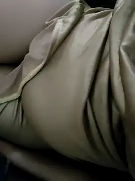 Snapshot of Ruhi_Rahil chatting on October 5, 2025, 9:27 pm Ruhi Rahil online show from October 5, 2025, 9:27 pm