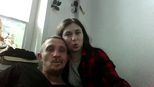 Twolatte1520 online show from March 18, 2026, 9:34 am