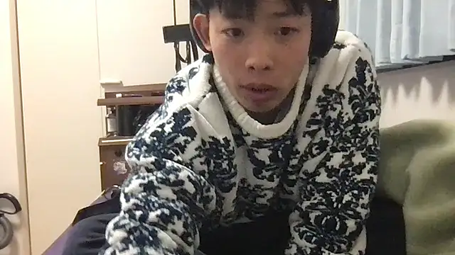 aooya online show from December 14, 2025, 9:53 pm