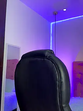 Rose monroee online show from November 4, 2025, 7:39 pm