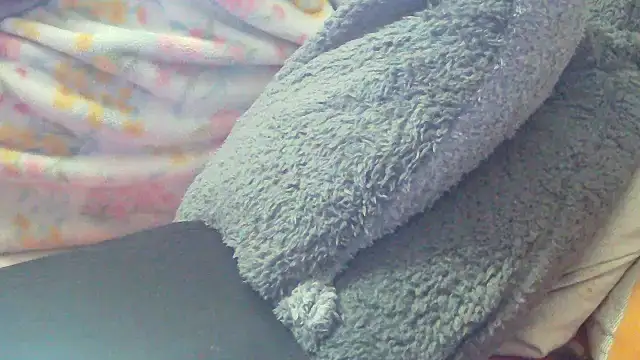 Snapshot of Playful_MILF_Demi chatting on December 3, 2025, 7:30 am Playful MILF Demi online show from December 3, 2025, 7:30 am