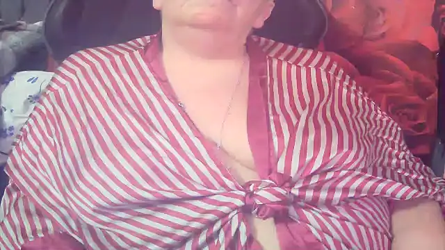 Playful MILF Demi online show from February 25, 2026, 8:30 pm