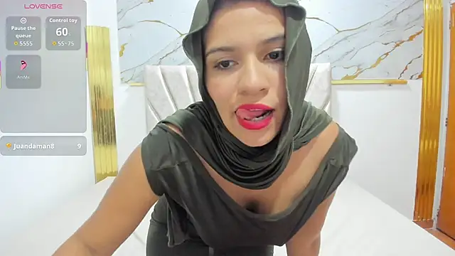 Snapshot of Yasmin_nazer chatting on October 6, 2025, 7:25 pm Yasmin nazer online show from October 6, 2025, 7:25 pm