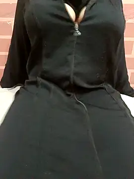 Hot Malak sexy online show from October 13, 2025, 9:16 pm