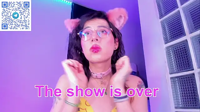 Sweet-SharoKitty online show from February 15, 2026, 7:02 pm