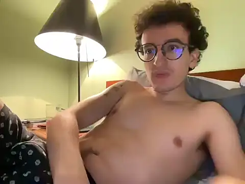 Poeta98xh online show from November 2, 2025, 9:31 pm