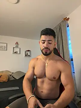 Ezzio Scolaro online show from March 1, 2026, 11:16 pm