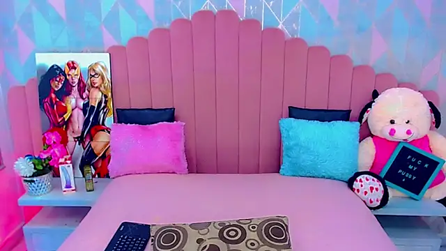 miss dania75 online show from December 19, 2025, 4:27 am