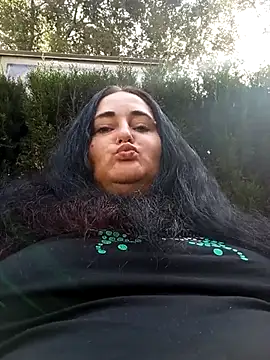 Snapshot of Bella_862 chatting on October 19, 2025, 11:24 am Bella 862 online show from October 19, 2025, 11:24 am