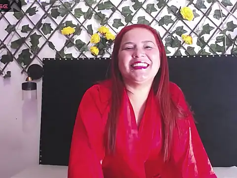 vauroraper online show from October 5, 2025, 2:35 am