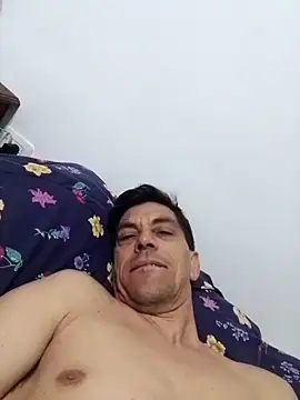 MaxiJavier22 online show from October 25, 2025, 5:02 pm