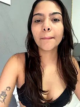 Snapshot of liz_maciel chatting on October 13, 2025, 4:30 pm liz maciel online show from October 13, 2025, 4:30 pm