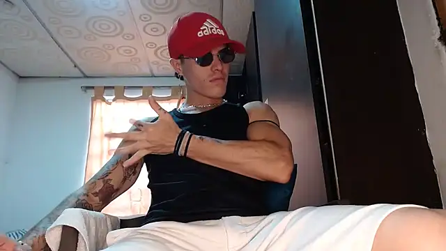 imsammytop online show from March 22, 2026, 1:12 pm