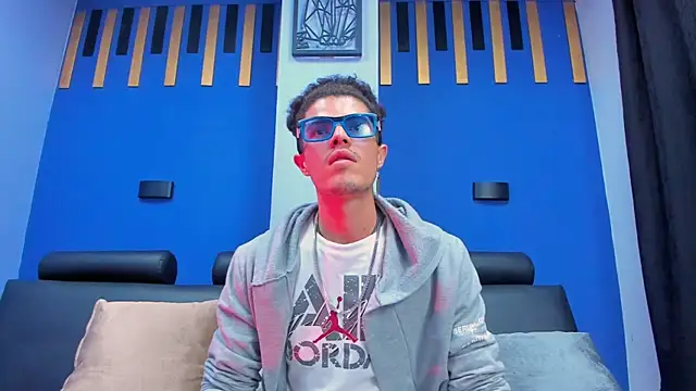 Snapshot of imsammytop chatting on October 27, 2025, 11:33 am imsammytop online show from October 27, 2025, 11:33 am