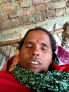 Snapshot of Janvi_tv chatting on October 31, 2025, 5:26 am Janvi tv online show from October 31, 2025, 5:26 am