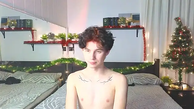 Cute Mike online show from December 20, 2025, 7:17 pm