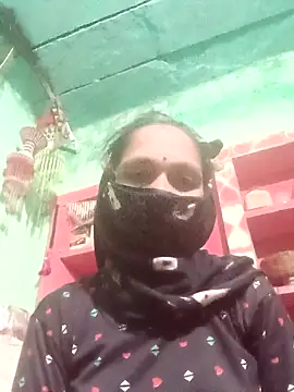 Snapshot of Mohni_ji chatting on November 5, 2025, 7:39 pm Mohni ji online show from November 5, 2025, 7:39 pm