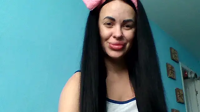 Stefaniyaxq online show from October 6, 2025, 8:04 am