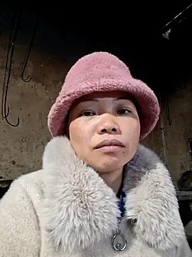 miomio-12 online show from February 2, 2026, 2:32 am