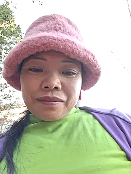 miomio-12 online show from December 15, 2025, 9:37 am