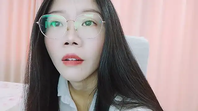 CCOO520 online show from October 12, 2025, 4:36 am