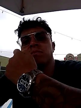 Snapshot of EithanFuckboys chatting on October 27, 2025, 8:21 pm EithanFuckboys online show from October 27, 2025, 8:21 pm