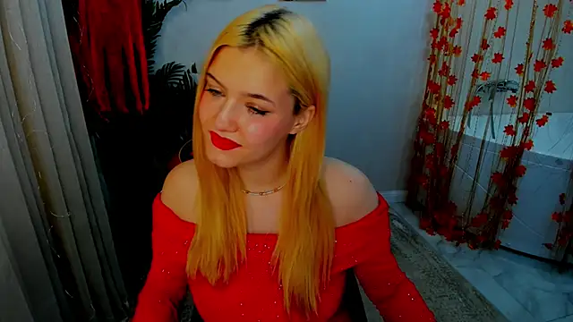 Snapshot of velvet_skyee chatting on October 25, 2025, 4:55 am velvet skyee online show from October 25, 2025, 4:55 am