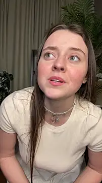 ThelmaJusto online show from March 6, 2026, 4:02 pm