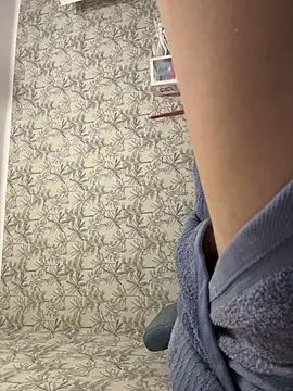 Edo1797 online show from December 18, 2025, 3:27 pm