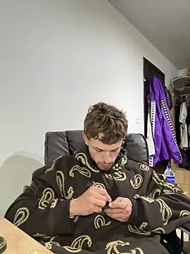 noah red online show from December 16, 2025, 2:38 am