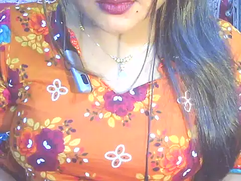 Cute Nusrat3344 online show from January 14, 2026, 9:40 pm