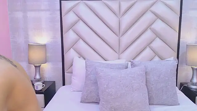 Snapshot of CristalShayy chatting on February 18, 2026, 11:50 am CristalShayy online show from February 18, 2026, 11:50 am