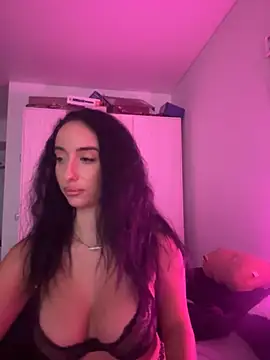 Araya Kimber online show from October 6, 2025, 3:13 pm