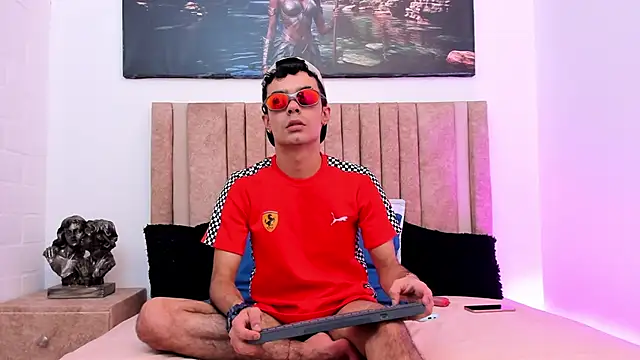 Timothe Evans online show from November 12, 2025, 7:40 pm