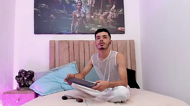 Timothe Evans online show from December 2, 2025, 3:52 am