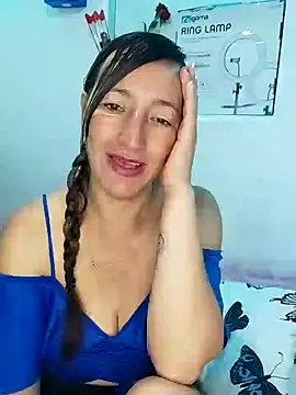 Snapshot of Keila10 chatting on October 23, 2025, 2:16 pm Keila10 online show from October 23, 2025, 2:16 pm