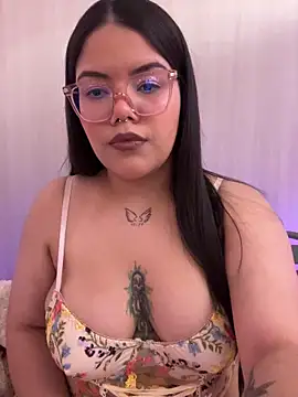 GabrielleMarsh1 online show from February 3, 2026, 3:37 am