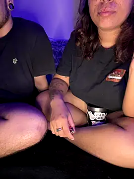 casalqueer online show from October 19, 2025, 3:42 am