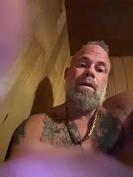 Snapshot of Muscledick40 chatting on February 27, 2026, 1:00 pm Muscledick40 online show from February 27, 2026, 1:00 pm