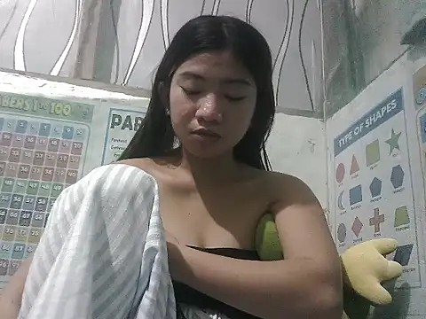Hot Lina31 online show from July 19, 2026, 1:08 pm