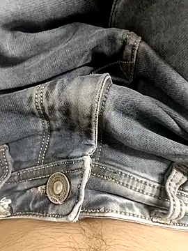 Snapshot of pn12345 chatting on October 31, 2025, 4:03 pm pn12345 online show from October 31, 2025, 4:03 pm