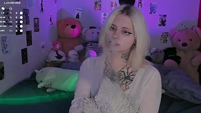 bixxxiz online show from November 19, 2025, 11:10 am