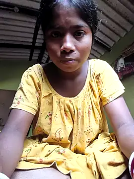 cutemona2 online show from November 4, 2025, 10:08 am